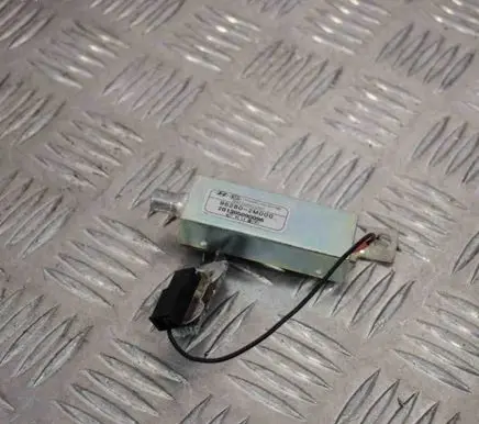Hyundai Genesis Aerial antenna amplifier 962802M000