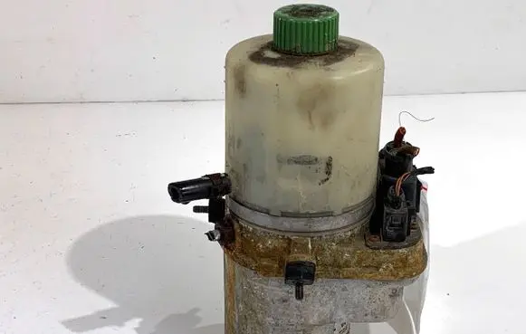 Seat Ibiza IV (6J,6P) Power steering pump 6R0423156B