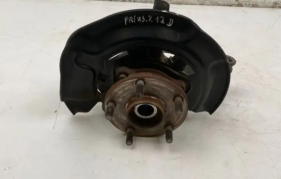 Toyota Prius+ (ZVW40) Front wheel hub