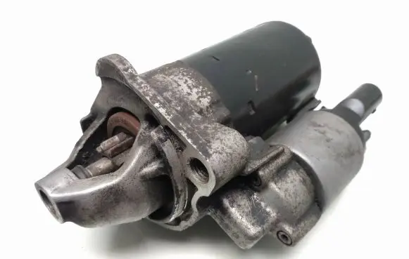 Audi A4 S4 B7 8E 8H Starter motor 0001107427