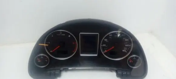 Audi A4 S4 B7 8E 8H Speedometer (instrument cluster) 8E0920951L