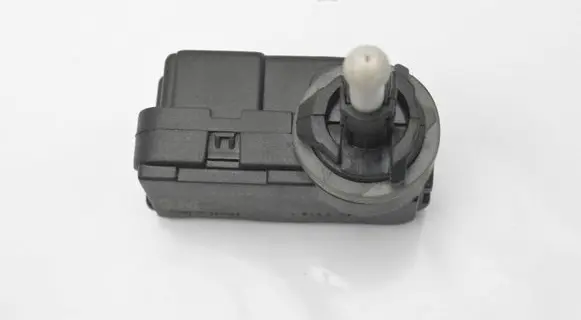 Opel Insignia A Headlight level adjustment motor