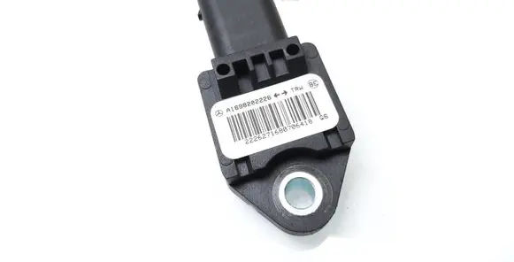 Mercedes-Benz B W245 Airbag deployment crash/impact sensor A1698202226