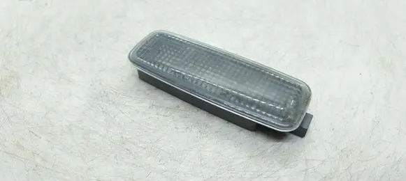 Audi A6 S6 C5 4B Other interior light 8L0947105A