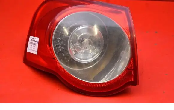 Volkswagen PASSAT B6 Rear/tail lights 3C9945095C