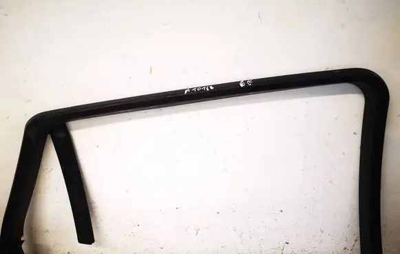 BMW X6 E71 Rear door glass trim molding 51337179729 51337182335