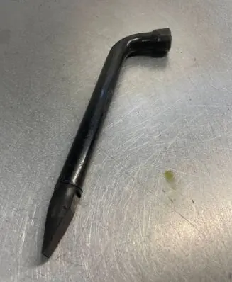 BMW X5 E53 Wheel nut wrench 109583119