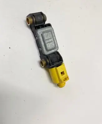 Audi A4 S4 B6 8E 8H Airbag deployment crash/impact sensor 8E0959643A 180401 023180QJ0EK6