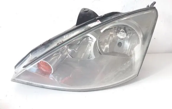 Ford Focus Headlight/headlamp 2M5113W030AE