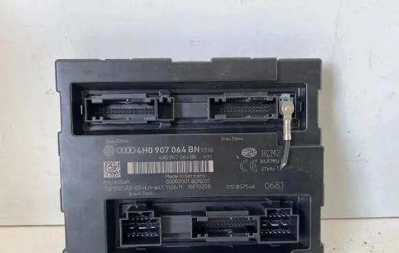 Audi A6 S6 C7 4G Comfort/convenience module 4H0907064BN 5DK00056502 00002001
