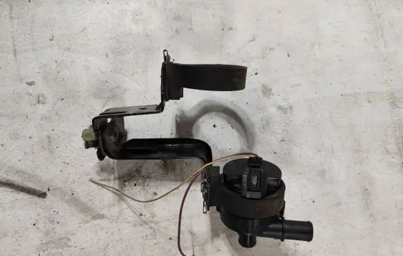 Renault Master III Electric auxiliary coolant/water pump 782559A