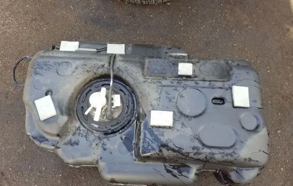 Chrysler Pacifica Fuel tank 52030373AD 68184243AB P52030373AD