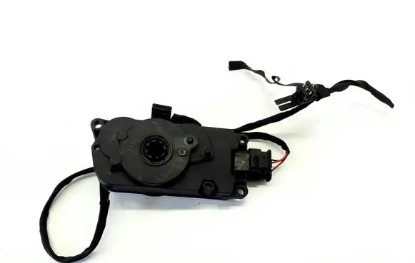 BMW 5 G30 G31 G38 Intake manifold valve actuator/motor 9881645 5811R1000