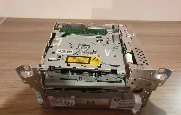 Navigation unit CD/DVD player