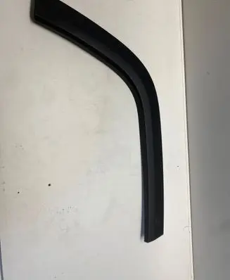 Jeep Grand Cherokee WL Rear fender molding trim 6XN58TRMAD 42068D