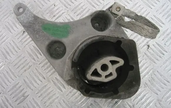 BMW X6 F16 Gearbox mounting bracket 6852986