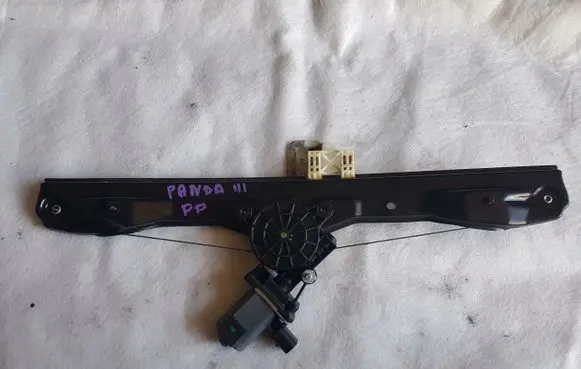 Fiat Panda III Front door window regulator with motor