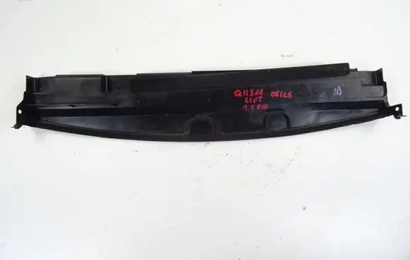 Nissan Qashqai Radiator trim 