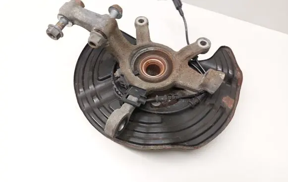 Mercedes-Benz CLA C117 X117 W117 Front wheel hub 