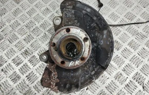 Volvo XC90 Front wheel hub P30683086