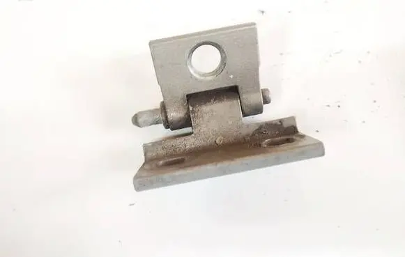 Volvo XC70 Front door upper hinge 