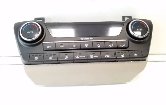 Hyundai Tucson TL Climate control unit 97250D7290