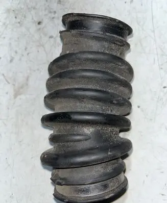Volvo S60 Intercooler hose/pipe