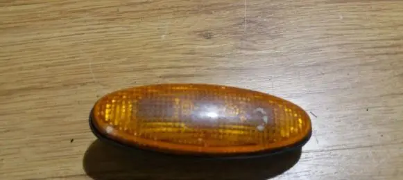 Mazda 323 Front fender indicator light 0464120 046-4120