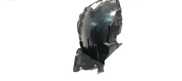 Front wheel arch liner splash guards