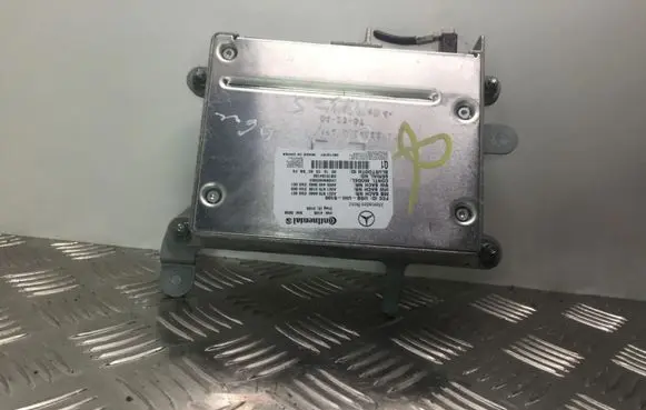 Mercedes-Benz S W221 Bluetooth control unit module A2218708992 A2218703126 A0004423960