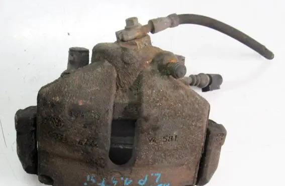 Seat Altea XL Front brake caliper