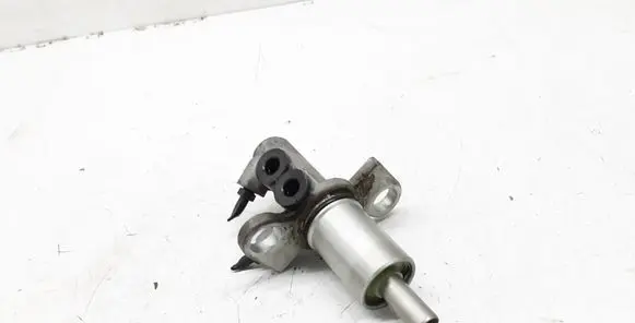 Audi A4 S4 B6 8E 8H Master brake cylinder