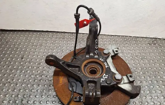 Renault Clio IV Front wheel hub spindle knuckle S14795942 400158668R
