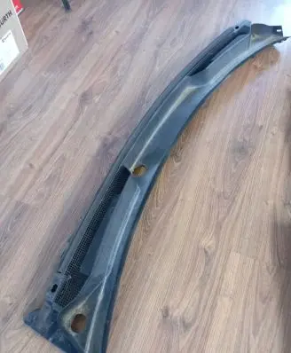 Cadillac SRX Wiper trim 25778058 20836546