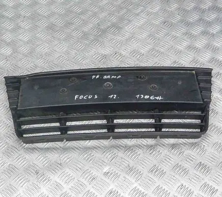 Ford Focus Front grill BM5117K945A