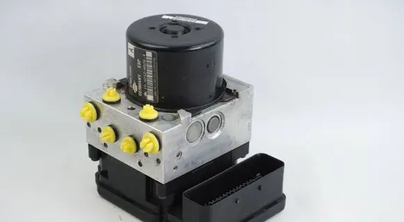 Nissan Navara D40 ABS Pump 476605X60E 10092633913 10062033371