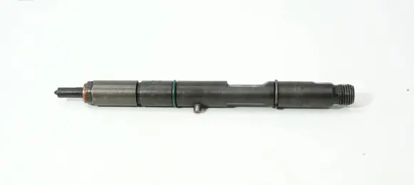 Audi A4 S4 B5 8D Fuel injector 059130201E