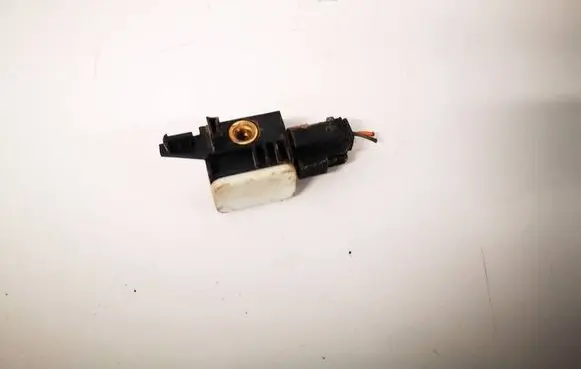 Renault Modus Airbag deployment crash/impact sensor 8200529572
