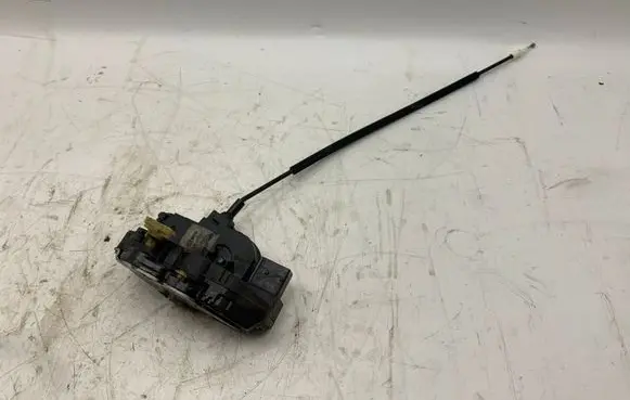 Opel Insignia A Front door lock 3023801E 00056109 3023801