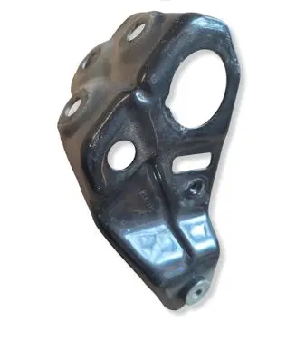 BMW X5 G05 Fender mounting bracket 2644370