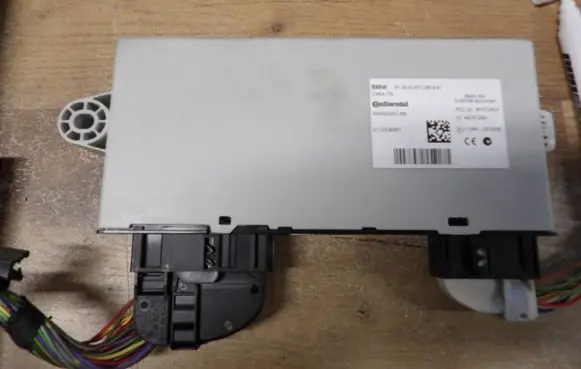 BMW 5 F10 F11 CAS control unit/module 9257038 2112232821 5WK50322LBR