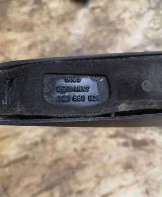 Volkswagen PASSAT B6 Roof bar rail 3C9860026 3C9860025