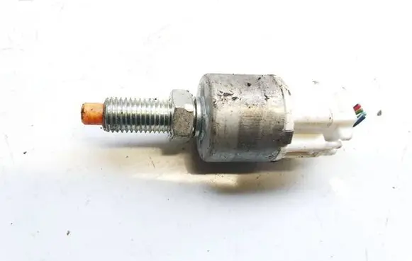 Lexus IS 220D-250-350 Brake pedal sensor switch
