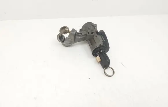 Toyota Corolla E120 E130 Ignition lock 45020024