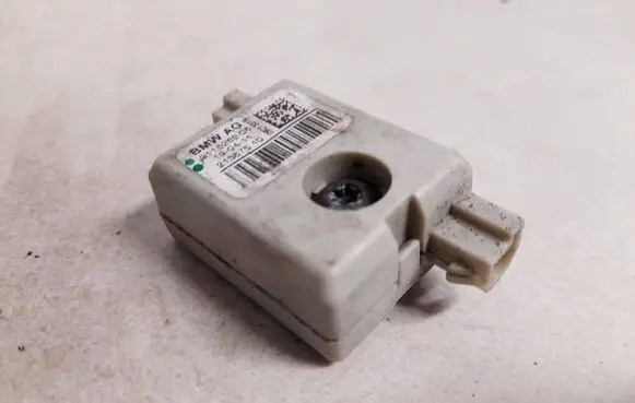 BMW 5 F10 F11 Antenna control unit 911826206 9118262