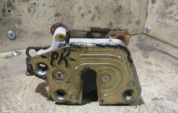 Front door lock