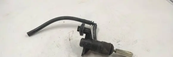 Clutch slave cylinder