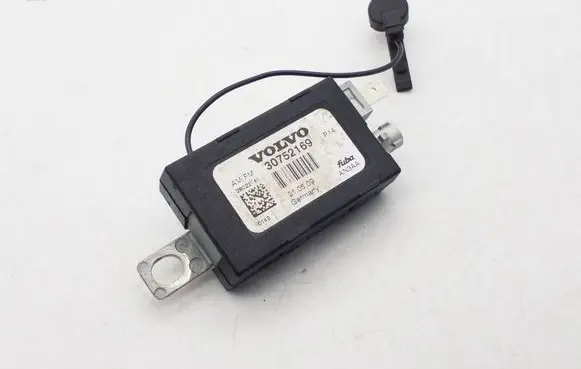 Volvo C30 Aerial antenna amplifier 30752169