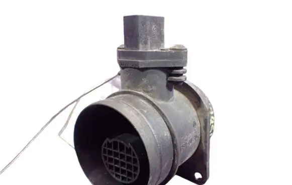 Volkswagen Polo Mass air flow meter 