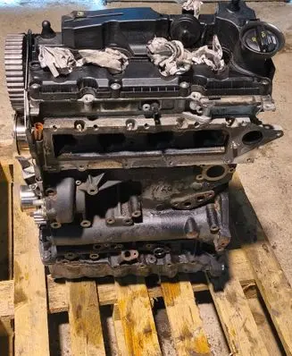 Seat Alhambra (Mk2) Engine DFM 03N023A 03L103373E